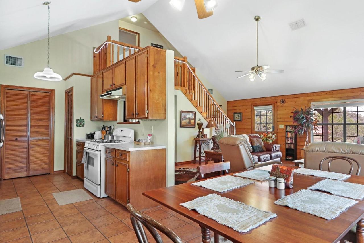 Double D Cottage Mount Gainor ภายนอก รูปภาพ